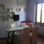 Casa Arezzola 펜션 *