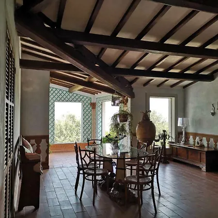Holiday home Casa Arezzola